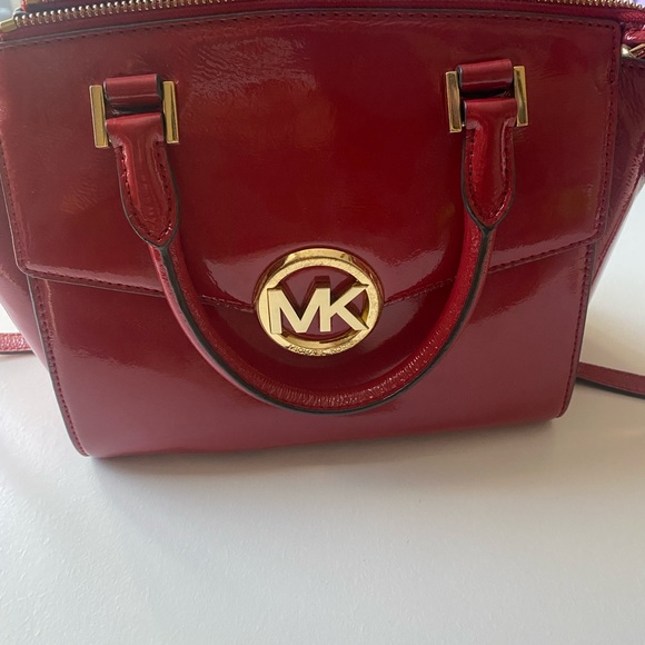 Michael Kors Hudson Red Purse Medium Leather Satchel - Picture 2 of 12